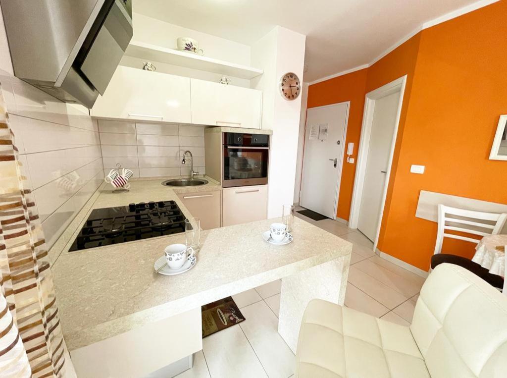 Royal Apartment Pula Bagian luar foto
